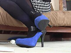 Beautiful suede shoes worn by a Latina milf in heels