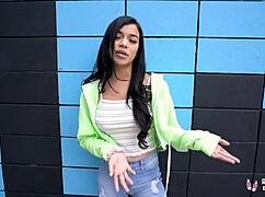 Savannah Sixx gets fucked in the car during her casting interview 😈