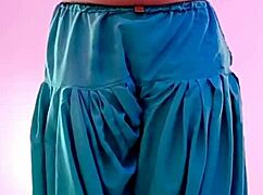 18 Year Old Indian Girl Leaks Video Showing Sexy Body to Boyfriend