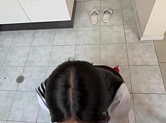 Asesora Inmobiliaria Novata Acepta Follar Con Su Cliente En La Casa Para Hacer Su Primera Venta