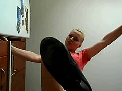 Sophie Fingers Herself In Webcam Show, Stripping Naked With Toys And Heels