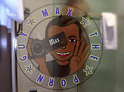 s3e15 roxxxie shows off her big tits and ass while she blows me