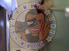 s3e15 roxxxie shows off her big tits and ass while she blows me