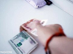 House Cleaning Lady Offers Sex for Cash 😏