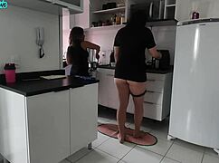 fui visitar amiga e fuder gostosa sem camisinha