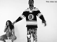 Sucking Dick Like A Popsicle