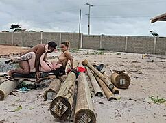 Carpinteiro vai receber o pagamento e teve uma supresa das donas da obra