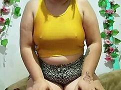 Hey, I caught you jerking off, you small-dicked loser!