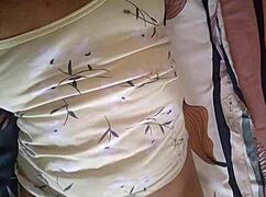 Morena Caliente Recien Levantada Con Pezones Duros Y Coño Mojado Hace Rapidin