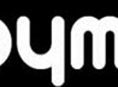 hey, solo gal rubs fur pie thoroughly