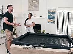 Yes, This Masseuse Is Totally Normal And Relaxing