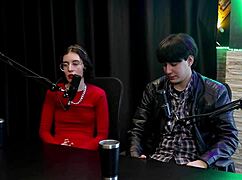 Perdeu Uns Fãs Quando Começou Gravar Com Outro Recebeu Hates Pelo Namoro E Queria Aprender A Dar Prazer Pra Um Homem - Yastrixx Watch On Sheer Red