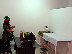 Nurse Caught Decorating Doctor's Office Gets Super Sexy In Hospital