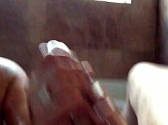 Mom gives amazing handjob to big cock in bathtub 😍