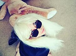 Tranny babe veronica mix shakes ass in alien fetish