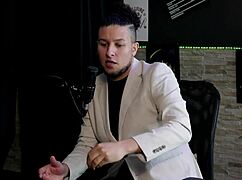 Cadu Shares Fetish Massage and Squirting Story