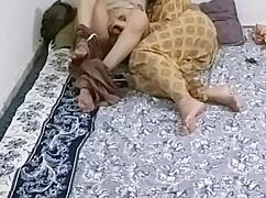 Desi Indian Village Girl Tight Pussy Homemade Sex