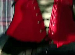 tv montando la verga de se�or maduro por dinero