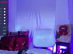 Julieta venus sucking dildo like a real one