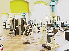 Sofia Rose eye-fucks Rome Major in the gym, flirting turns to pussy pounding! 😏