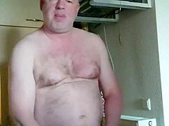 Nylonjunge gets horny in the morning with coffee