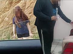Viejo encuentra a morrita putipobre de colonia marginal y le ofrece dinero por usarla como bolsa de semen jovencita real no fingido 18 yo - subtitulos en inglés