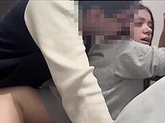 Flaca caliente monta verga sin condon apasionadamente hasta destrozarla