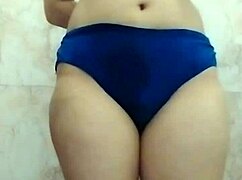 Hot Desi Girlfriend Big Natural Tits Fingering In Bathroom