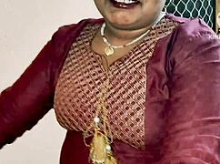 Indian desi bhabhi working out with gym boys