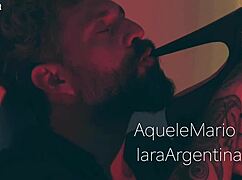 Who wants to lick my big pussy and tickle my feet!