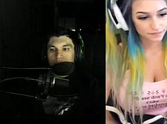 Joycgee and trainwrecks live webcam show