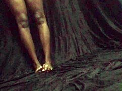 naked photo shoot with a curvy babe for the first time