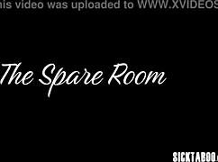 spencer bradley gets a spare room for lesbian fun with dee williams