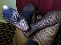 Famous Starlet Bartender Deepthroats Monster Cock After Club Night Fuck