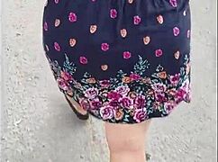 Hey, check out this venezolana hitting the streets