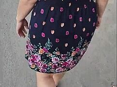 Hey, check out this venezolana hitting the streets