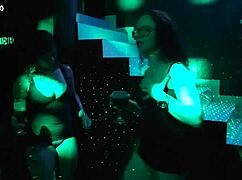 depois da festa... fomos pra casa dele e ele comeu nossos cus gostoso 😈🍑💦