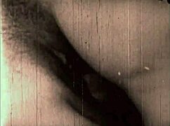 复古场景多毛骚妇古董淫戏