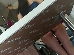 看我毛茸茸熟女大骚逼吞你粗鸡巴传教士位？