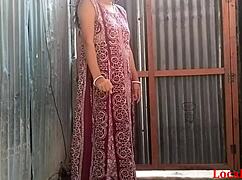 you seeing this desi wife chudai in village heat?