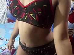 indian bf slams desi gf doggy rough n hard 😈🍑💦 ass shakin!!